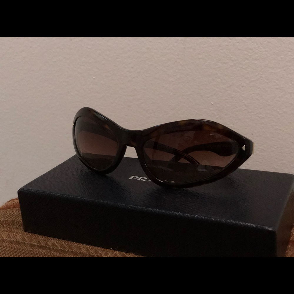 Prada retro cat-eye - Picture 2 of 4